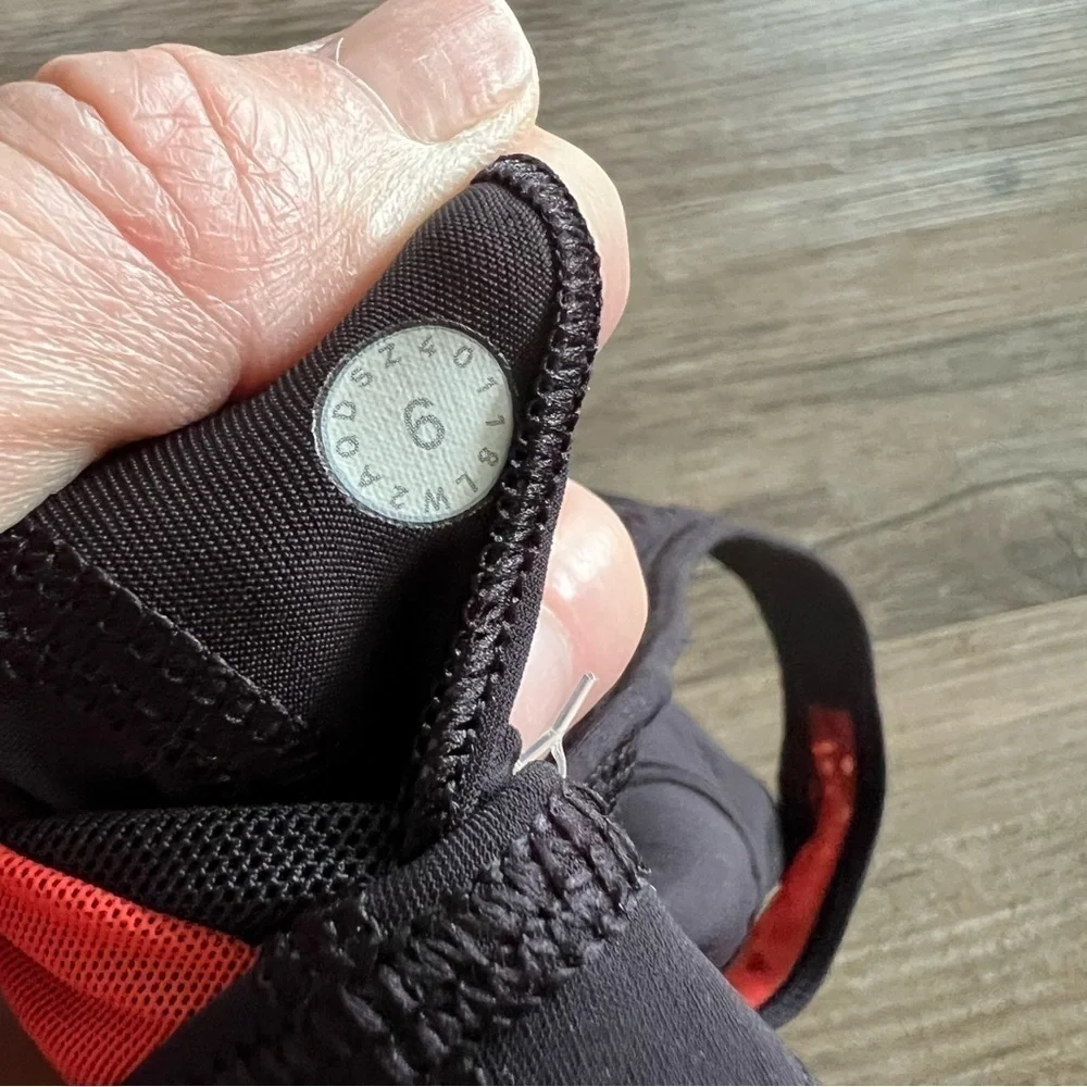 Lululemon Get Your Peek On Bra Deep Phantom / Red Orange Size 6